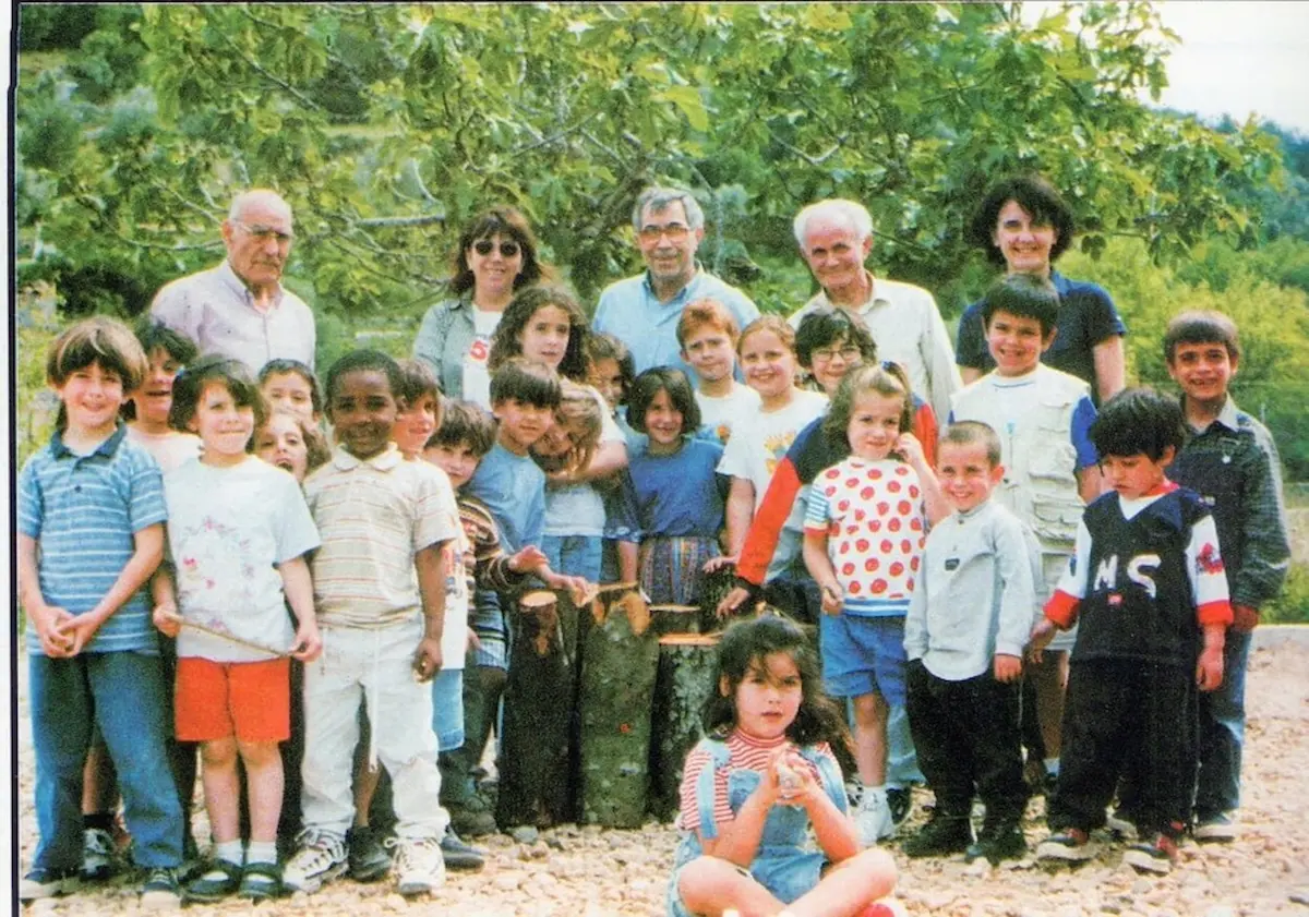 Visita d'alumnes a l'antiga carbonera